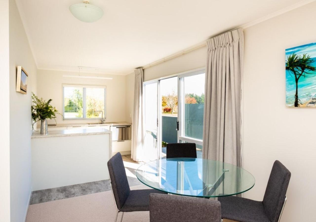 Amuri Villas Clive Экстерьер фото