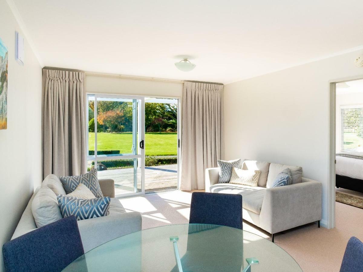 Amuri Villas Clive Экстерьер фото